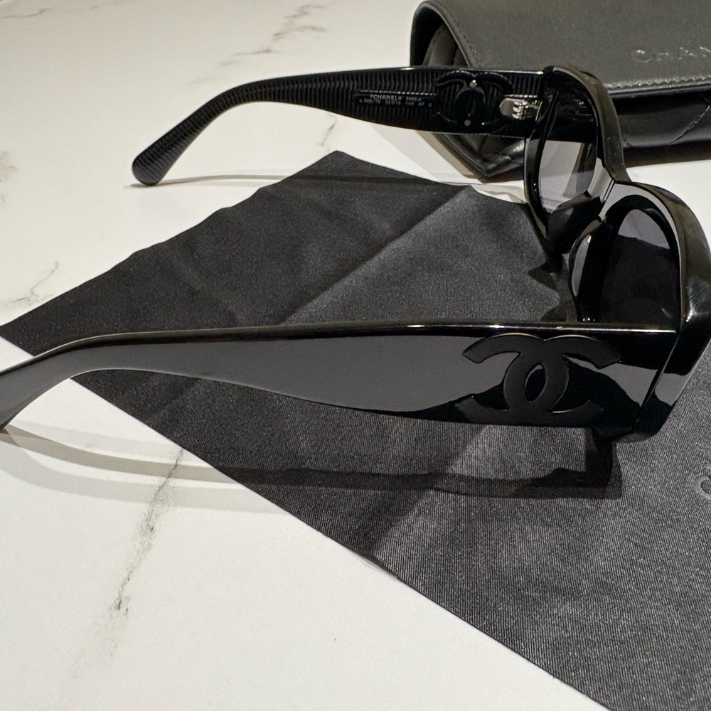 CHANEL Polarized Square Black Sunglasses